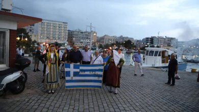 Αναπαράσταση-της-άφιξης-λόχου-Θασίων-εθελοντών,-στις-26-Ιουνίου-1913