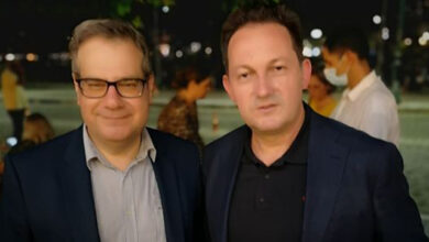 Τι-συζήτησαν-Στέλιος-Πέτσας-και-Κώστας-Αντωνιάδης