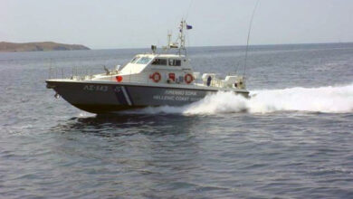 Θάσος:-Συνταξιούχος-ναυτικός-έβγαζε-«βόλτα»-τουρίστες-χωρίς-άδεια