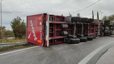 Ανατράπηκε-νταλίκα-στον-κόμβο-της-Εγνατίας-στον-Άγιο-Σίλα