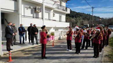 Πρωτοχρονιάτικα-κάλαντα-και-ευχές-στον-Δήμαρχο-Θάσου