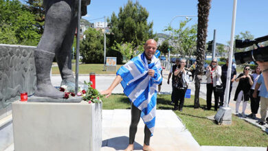 Ο-Χρόνης-Μυλωνάς-έκανε-2080-km-για-να-μνημονεύσει-τα-100-χρόνια-από-τη-Μικρασιατική-Καταστροφή-και-τη-Γενοκτονία-των-Ποντίων