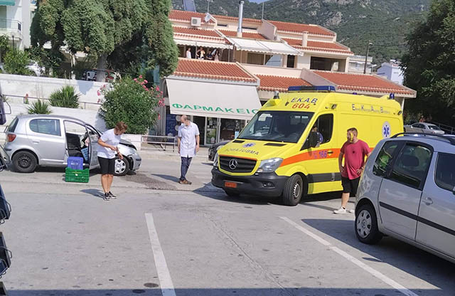 Αυτοκίνητο-παρέσυρε-και-τραυμάτισε-γυναίκα-στο-Παληό-Καβάλας