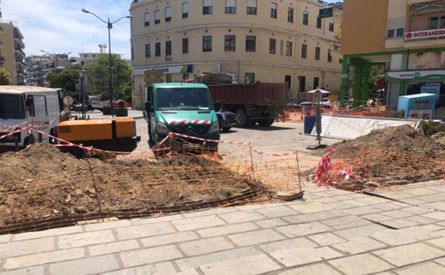 Πιάτσα-ταξί-στην-οδό-Βενιζέλου;