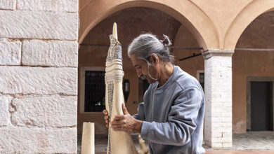 «Ημερολόγια-Φωτιάς-1982-2022»:-Έκθεση-του-Κώστα-Καρακίτσου-στο-Ιμαρέτ