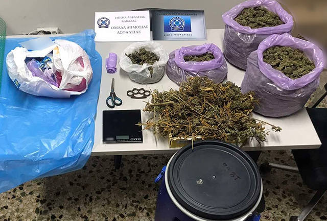 Καβάλα:-Συνελήφθησαν-δύο-αλλοδαποί-για-διακίνηση-ναρκωτικών