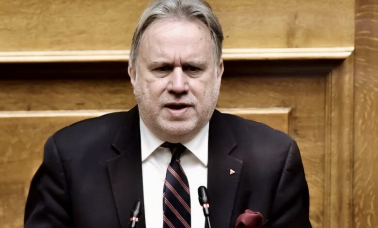 Αποσύρεται-από-τις-εκλογές-ο-Γιώργος-Κατρούγκαλος-μετά-την-θύελλα-αντιδράσεων-ακόμη-και-ψηφοφόρων-του-κόμματος