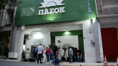 Εκλογές-2023-–-ΠΑΣΟΚ-σε-Τσίπρα:-o-πολιτικός-σας-κατήφορος-είναι-ανάλογος-με-τον-εκλογικό-σας