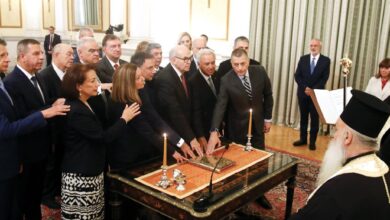 Ορκίστηκε-η-υπηρεσιακή-κυβέρνηση-Σαρμά-στο-Προεδρικό-Μέγαρο-–-Οι-πρώτες-δηλώσεις-των-νέων-υπουργών