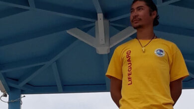 Το-ΔΛΤ.Θ-ευχαριστεί-τον-Ναυαγοσώστη-για-τη-διάσωση-13-χρόνου-κοριτσιού