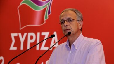 Ρήγας:-«Δέχτηκα-τραμπούκικη-επίθεση,-με-έπιασε-από-τον-λαιμό»-–-Όλα-όσα-είπε-για-το-επεισόδιο-με-τον-Τζανακόπουλο