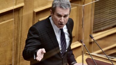 Ανδρέας-Λοβέρδος:-Η-πρώτη-αντίδραση-του-ΠΑΣΟΚ-μετά-την-παραίτησή-του-–-«Καθένας-κρίνεται-από-τις-επιλογές-του»