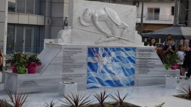 Εγκαινιάστηκε-η-ανακατασκευασμένη-πλατεία-Ηρώων-στη-Χρυσούπολη