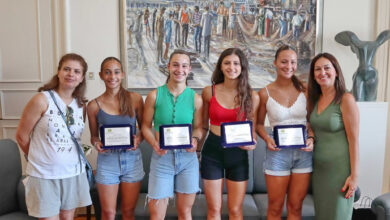 Ο-Δήμαρχος-Καβάλας-βράβευσε-αθλήτριες-του-ΟΚΑ-«ΦΙΛΙΠΠΟΣ»