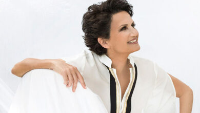 Φαντασμαγορική-έναρξη-του-cosmopolis-festival-με-Άλκηστη-Πρωτοψάλτη