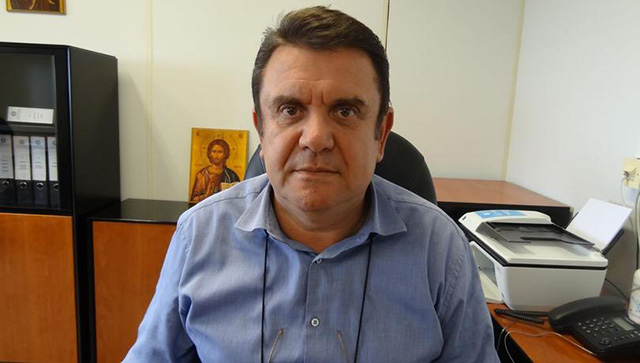 Ο-Διοικητής-του-Νοσοκομείου-Καβάλας-συγχαίρει-το-προσωπικό-του-ιδρύματος
