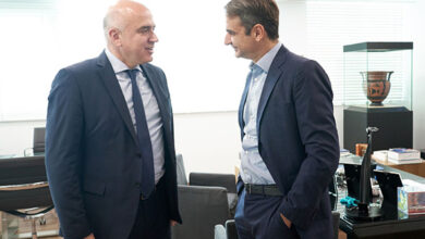 Συνάντηση-του-Πρωθυπουργού-και-του-Χρήστου-Μέτιου-με-πολίτες