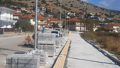 Συνεχίζονται-οι-εργασίες-ανάπλασης-κοινόχρηστων-χώρων-στη-ΔΕ.-Φιλίππων