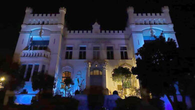 Το-δημαρχείο-της-Καβάλας-γίνεται-μπλε-για-την-Ημέρα-Σακχαρώδη-Διαβήτη