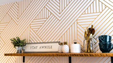 Τα-τέλη-που-θα-επιβαρύνουν-τις-βραχυχρόνιες-μισθώσεις-–-Ποιοι-κινδυνεύουν-με-«τσουχτερά»-πρόστιμα