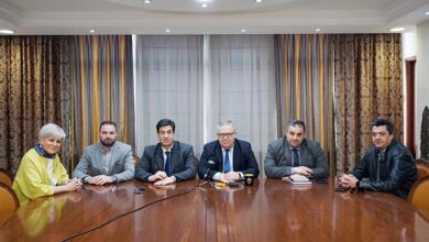 Αντιπεριφέρεια-Καβάλας:-Σύσκεψη-με-τη-διοίκηση-του-Επιμελητηρίου