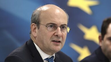 Χατζηδάκης-στον-realfm-97,8:-Έρχονται-δύο-νέοι-κύκλοι-επιδότησης-για-την-αγορά-και-διασύνδεση-pos