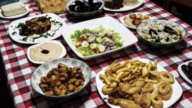 Καλάθι-της-Σαρακοστής:-Τι-δείχνει-η-σύγκριση-τιμών-σε-δύο-σούπερ-μάρκετ-–-Το-κόστος-για-τη-λαγάνα