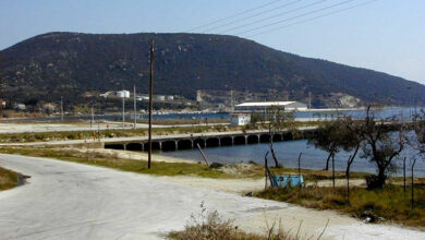 Πέραμος:-Νεκρός-69χρονος-από-πτώση-αυτοκινήτου-στο-λιμάνι