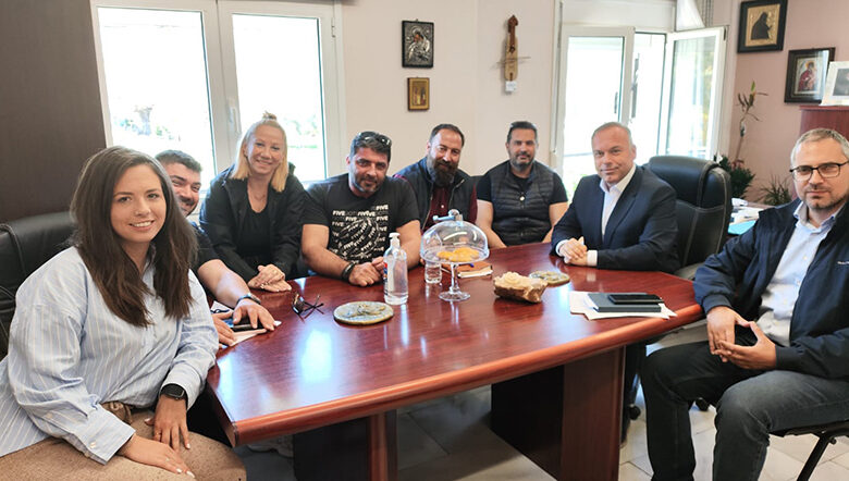 Συνάντηση-του-Δημάρχου-Θάσου-με-το-ΔΣ-του-Πανθασιακού-Συλλόγου-Επαγγελματιών