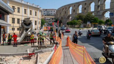 Συνεχίζονται-οι-εργασίες-στη-συμβολή-των-οδών-Κουντουριώτου-και-Ομονοίας