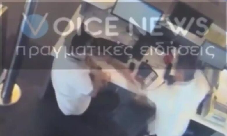 Λευτέρης-Αυγενάκης:-Βίντεο-με-την-επίθεση-σε-υπάλληλο-του-αεροδρομίου-–-«Ζητώ-συγγνώμη,-αλλά-δεν-παραιτούμαι»