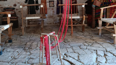 Εργαστήρι-–-Μουσείο-Υφαντικής-woven-installation-στα-Λιμενάρια-της-Θάσου