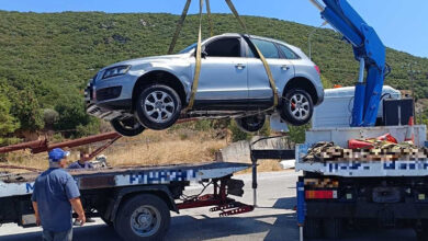 Αυτοκίνητο-«έκανε-βουτιά»-στο-λιμάνι-των-Ελευθερών