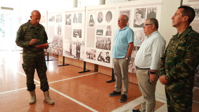 Ο-Θ.-Μαρκόπουλος-στην-έκθεση-φωτογραφίας-«Η-Ελληνίδα-στον-Πόλεμο»