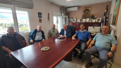 Επίσκεψη-του-Διευθυντή-της-ΔΕΔΔΗΕ-Καβάλας-στον-Δήμαρχο-Θάσου