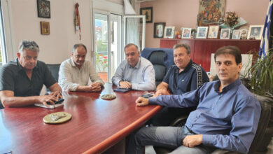 Ο-Διευθυντής-του-Αναπτυξιακού-Οργανισμού-της-ΠΑΜΘ-στον-Δήμαρχο-Θάσου