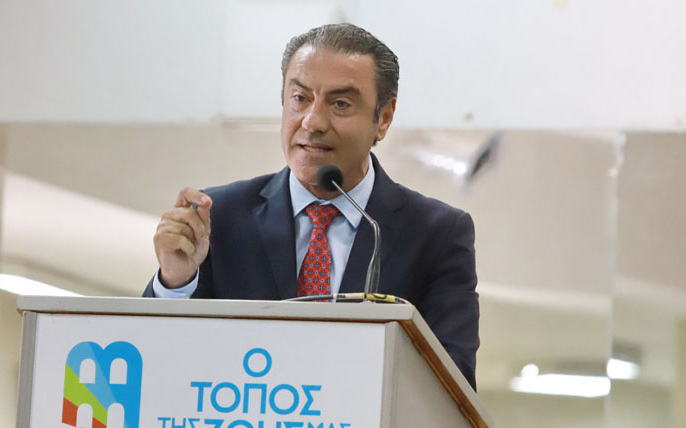 Μάκης-Παπαδόπουλος:-«Υπάρχουν-προβλήματα-από-τη-λειτουργία-των-νέων-“έξυπνων”-υδρομέτρων-της-ΔΕΥΑΚ;»