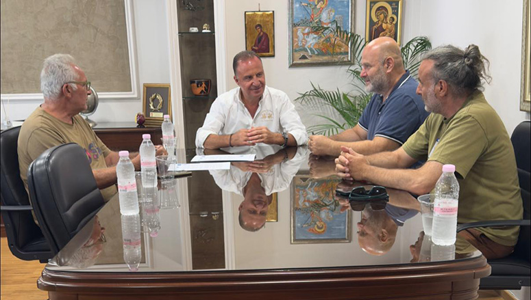 Σύμβαση-για-την-ανάπλαση-της-χεσαίας-ζώνης-του-λιμανιού-της-Ν.-Περάμου