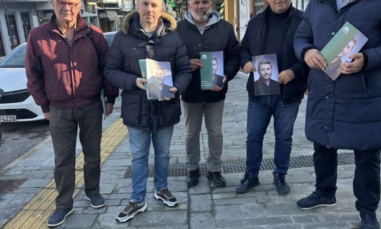 Περιοδεία-κλιμακίου-ΠΑΣΟΚ-στην-Ελευθερούπολη-για-επαφή-με-τους-πολίτες