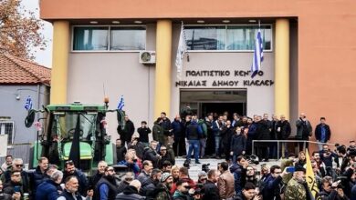 Ενισχύουν-τα-μπλόκα-τους-αγρότες-Αυτή-είναι-η-λίστα-με-τα-αιτήματα-των-αγροτών-για-τον-πρωθυπουργό