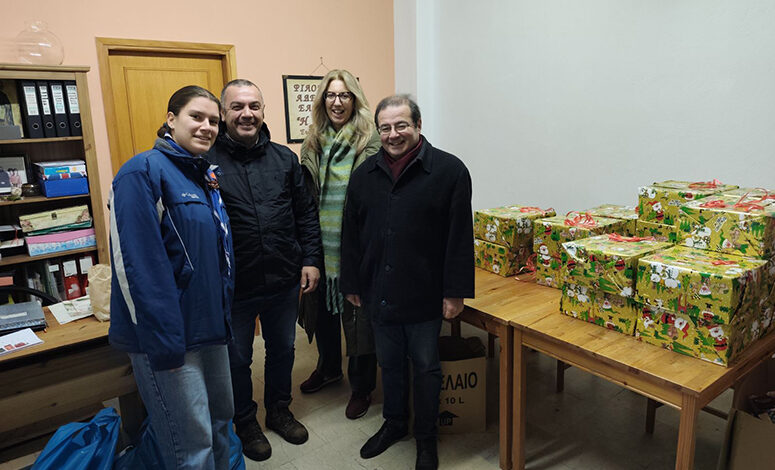 ΟΕΒΕΚ:-Ολοκληρώθηκε-η-δράση-«Χριστούγεννα-για-όλους»
