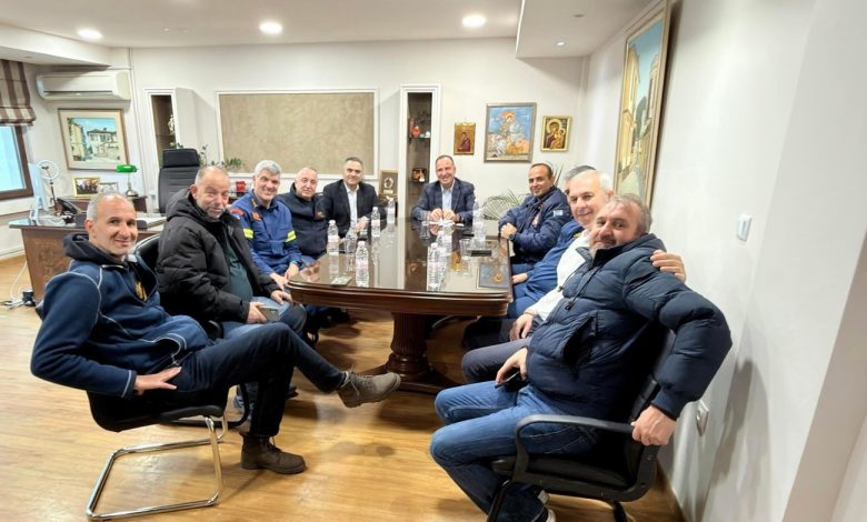 Επίσκεψη-κλιμακίου-της-Πυροσβεστικής-στον-δήμαρχο-Παγγαίου-–-Στο-επίκεντρο-η-εγκατάσταση-της-21-ΕΜΟΔΕ-στο-Κοκκινόχωμα