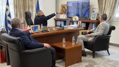 Σύσκεψη-υπό-τον-Περιφερειάρχη-ΑΜ-Θ-Χριστόδουλο-Τοψίδη-στο-Δημαρχείο-Νέστου