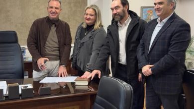 Ορκωμοσία-δύο-νέων-υπαλλήλων-στον-δήμο-Παγγαίου-από-τον-δήμαρχο-Φίλιππο-Αναστασιάδη