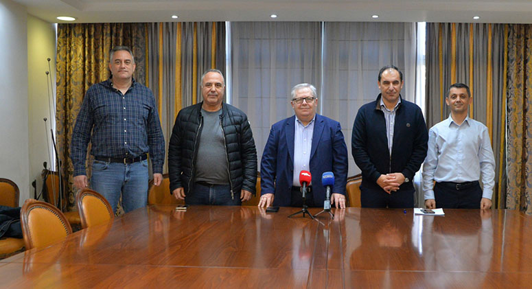 18ο-kids-open-taekwondo-στο-κλειστό-της-Καλαμίτσας