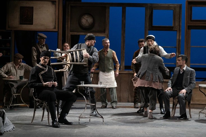 «Ζορμπάς»-του-Νίκου-Καζαντζάκη-στη-Μονή-Λαζαριστών,-σε-σκηνοθεσία-Λευτέρη-Γιοβανίδη,-από-το-ΚΘΒΕ