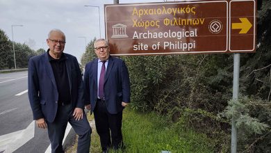 Αυτοψία-στις-νέες-πινακίδες-προς-τον-αρχαιολογικό-χώρο-των-Φιλίππων