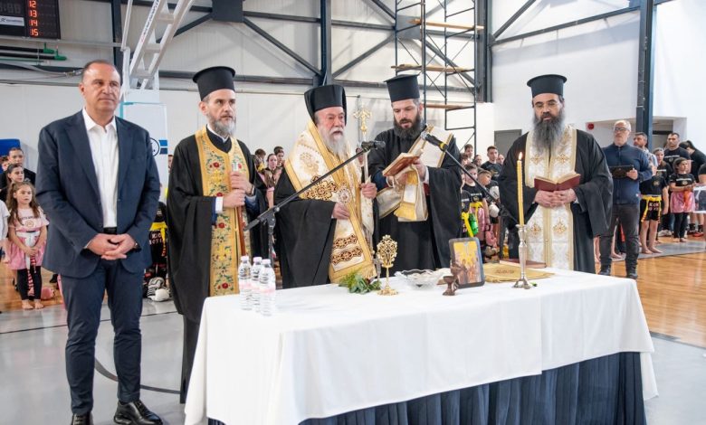 Ελευθερούπολη:-Εγκαινιάστηκε-το-αναβαθμισμένο-Κλειστό-Γυμναστήριο-ΔΑΚΕ-–-Νέα-εποχή-για-τον-αθλητισμό-στο-Παγγαίο