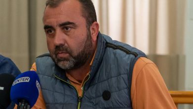 Μην-παρκάρετε-οχήματα-μπροστά-στους-κάδους-απορριμμάτων