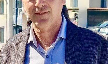 Βασίλης-Τσιπουρόπουλος:-Σε-εξέλιξη-τα-έργα-ανάπλασης-στην-Ν.Πέραμο-Είμαστε-δίπλα-στους-πολίτες-και-τους-καταστηματάρχες